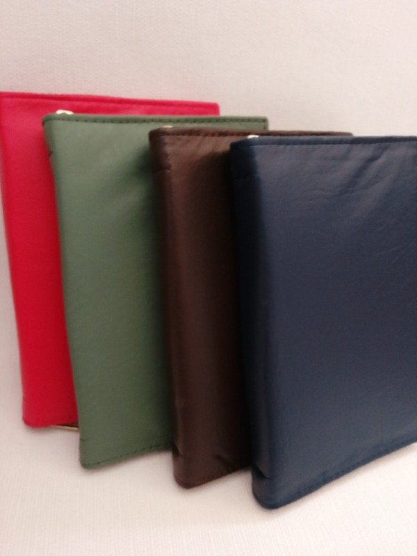 Producto - FUNDAS PARA BIBLIA MEDIANA LISAS varios diseños