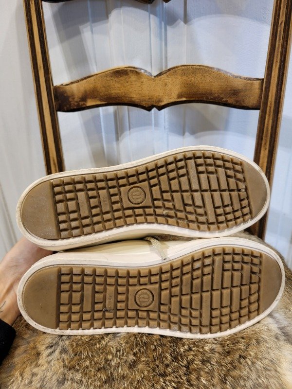 Producto - Zapatillas GB crudas cordones brillos- Talle 37- PRECIO:34X - 3