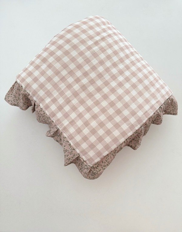 Producto - Acolchado con volados - 1
