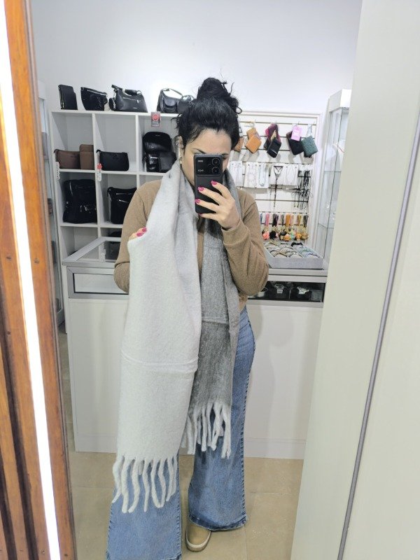 Producto - BUFANDON GRIS