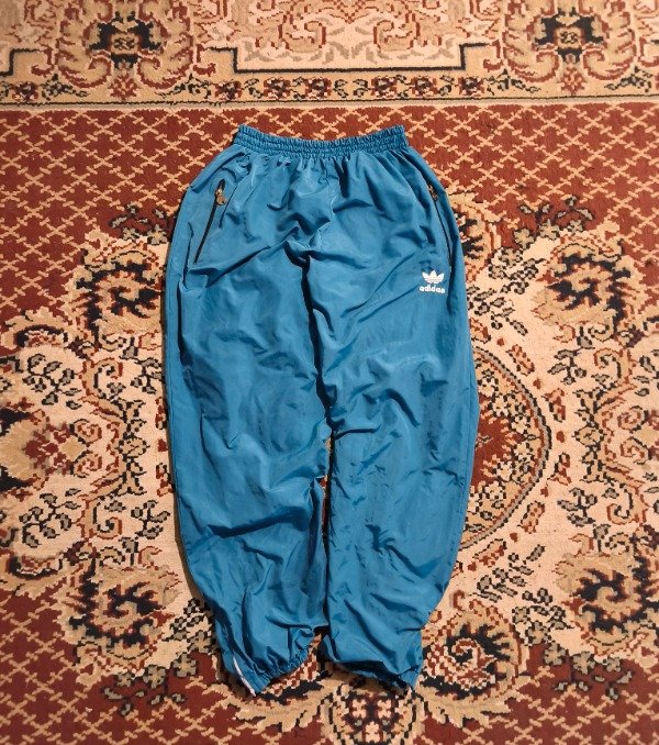 Producto - Pantalón Adidas Retro