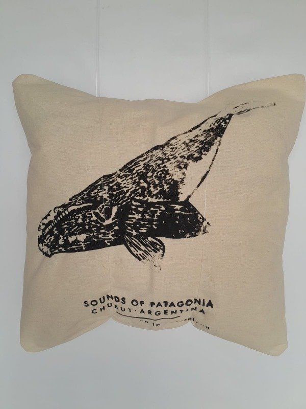 Producto - fundas fauna. ballena