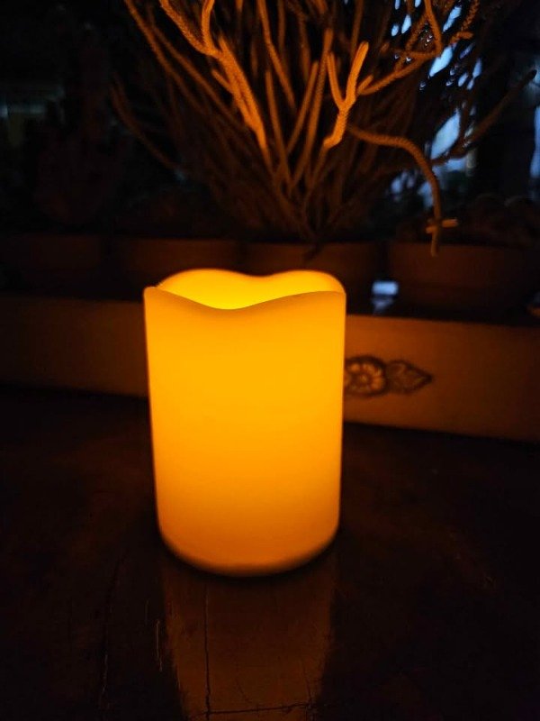 Producto - Velón Led Para Fanal Cálido 10x7,5 cm Efecto Fuego Vela a pila 3 AAA
