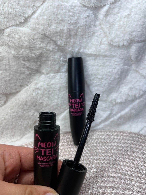 Producto - Máscara de pestañas meow tei