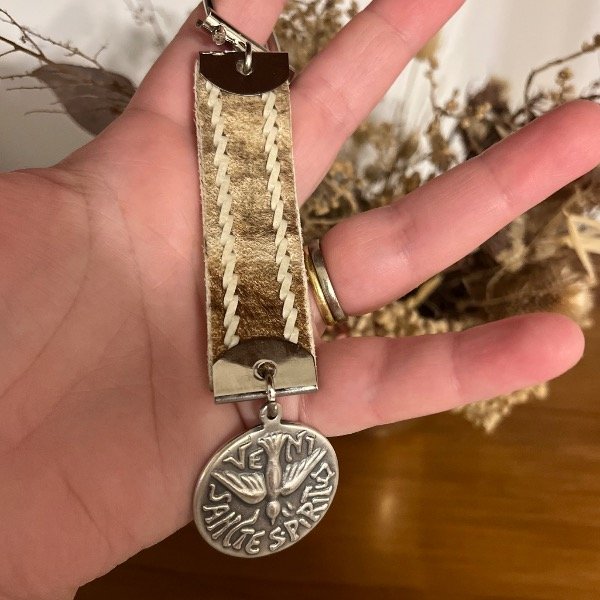 Producto - Llavero Espíritu Santo