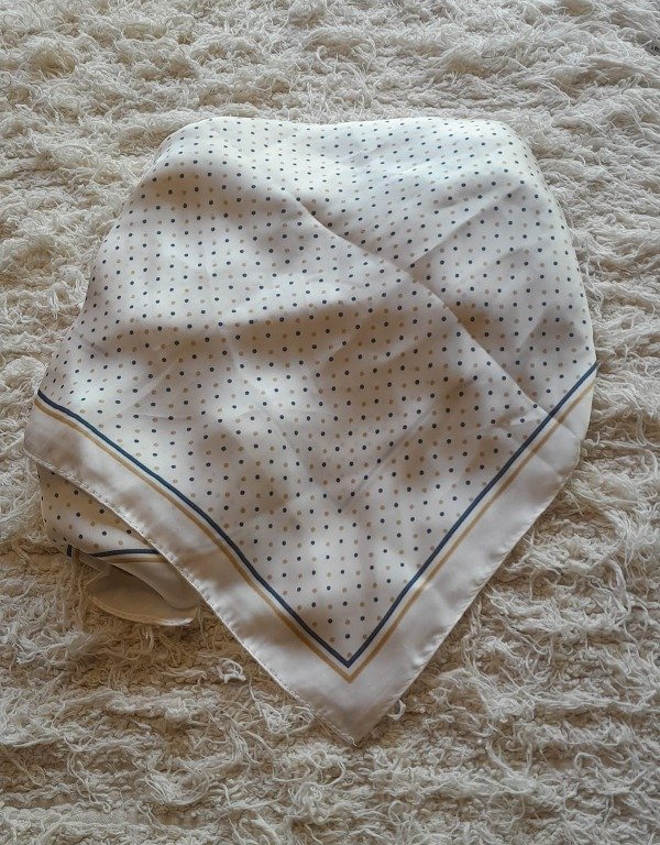 Producto - Pañuelo de seda importado 5 70 x 70 cm