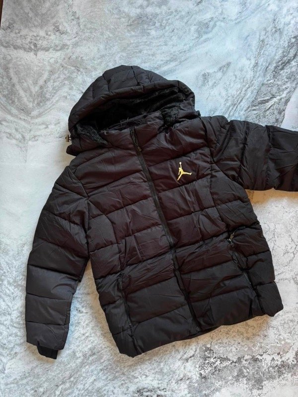 Producto - Camperon Jordan con piel - 0