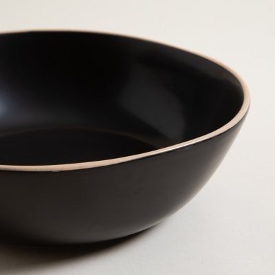 Producto - ENSALADERA MONASTIR NEGRA CON BORDE NATURAL - 1