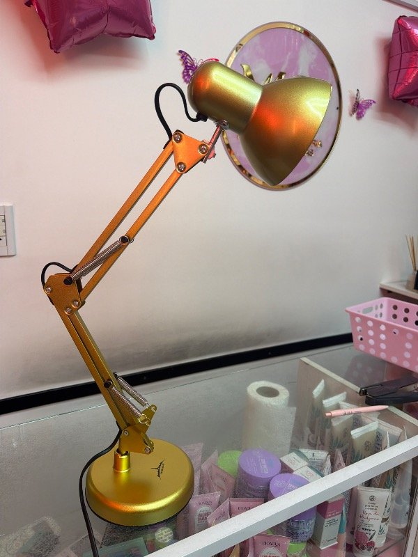 Producto - Lampara pixar con base y morza dorada paris  night