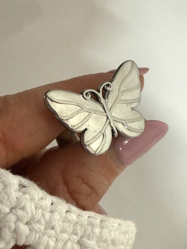 Producto - N501 Anillo mariposa grande macizo acero quirúrgico