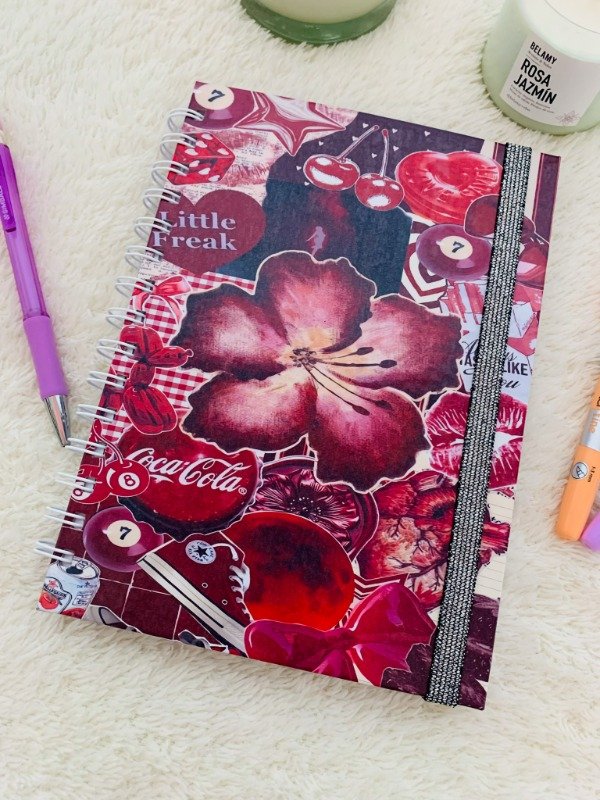 Producto - Cuaderno A5 Anillado Rojo