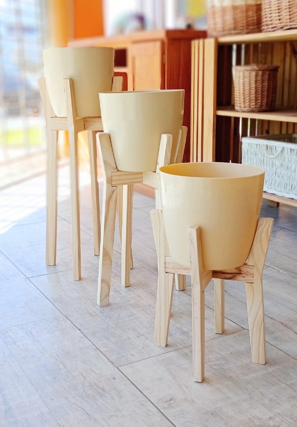 Producto - Pie de maceta + maceta