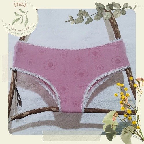 Producto - Culote, preadolescencia, edad aprox. 12 años. Teñido y estampado con Cochinilla