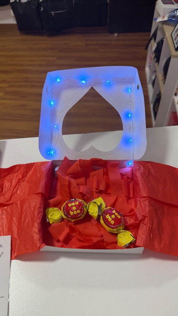 Producto - Box con luz led - debes elegir los accesorios a parte