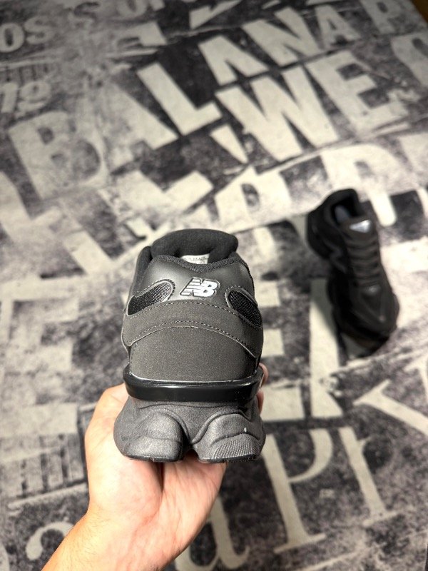 Producto - 9060 "total black" - 2