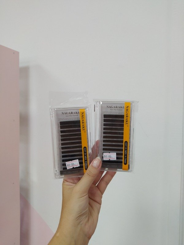 Producto - Pestañas nagaraku auto-fan 0.07 D mix 8-15mm