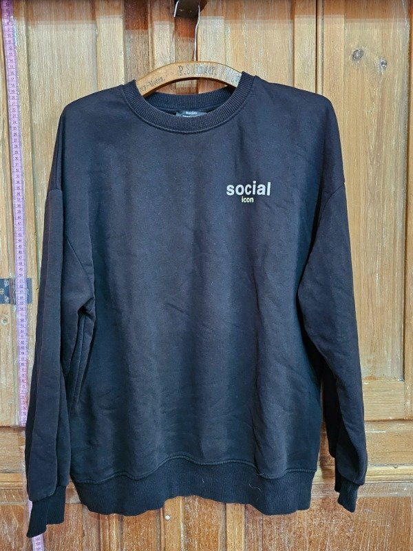 Producto - Buzo Bershka Negro t.M