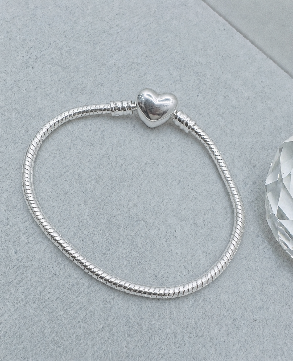 Producto - PULSERA PANDORA CIERRE CORAZÓN LAMINADA