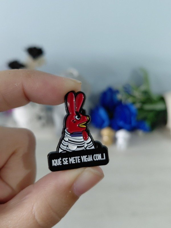 Producto - Pin metalizado - 31 minutos #1454