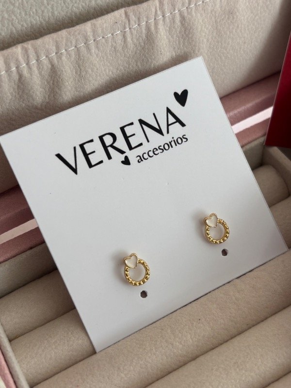 Producto - Aros pasantes minis corazoncitos blancos