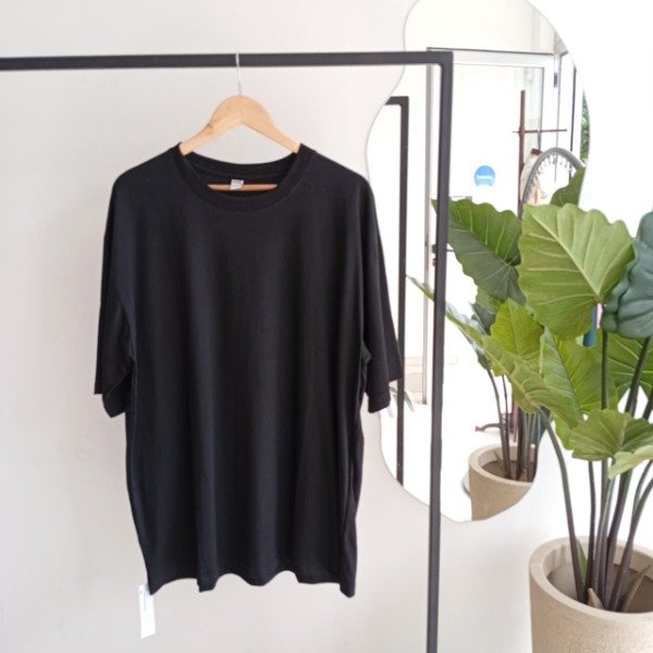 Producto - 663 - REMERA OVERSIZE LISA