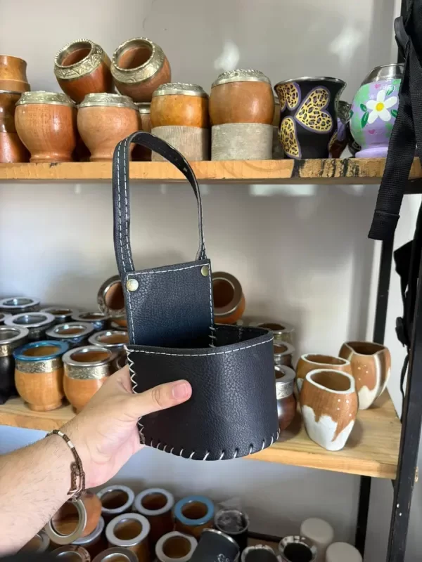 Producto - PORTA MATE SIMIL CUERO