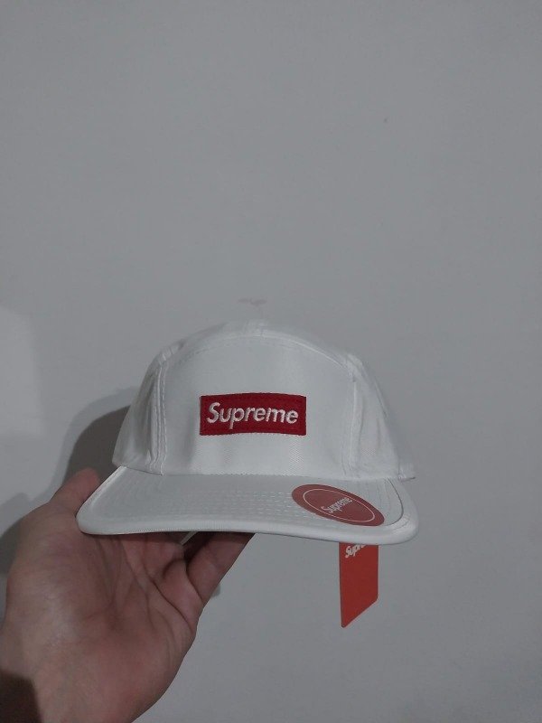 Producto - Supreme blanca