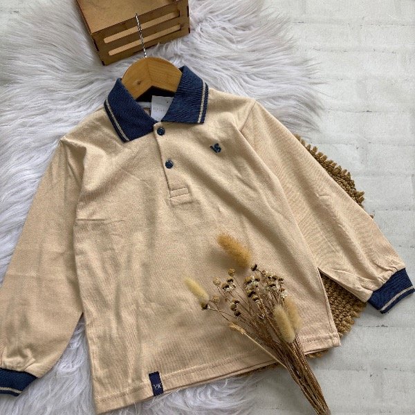 Producto - Chomba beige con azul para niños talles hasta el 12