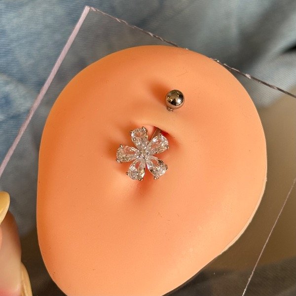 Producto - Piercing de ombligo flor grande - 1