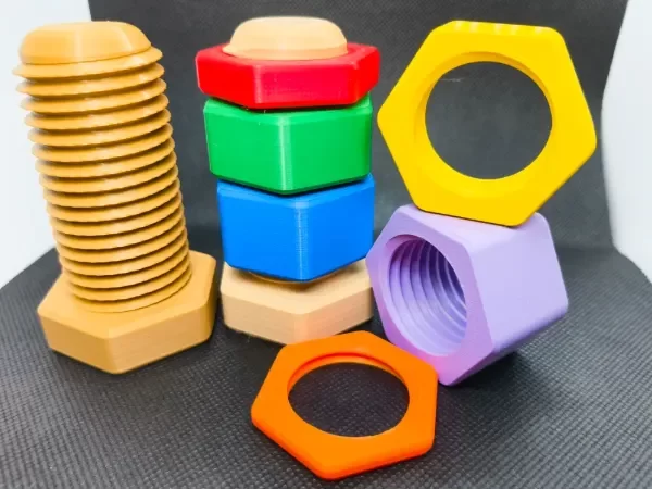 Producto - Pernos con tuercas grandes