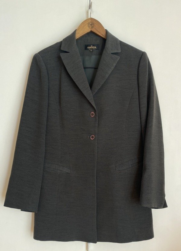 Producto - Traje Talle 42
