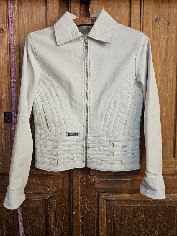 Producto - Campera de Cuero DC10 Blanca t.M