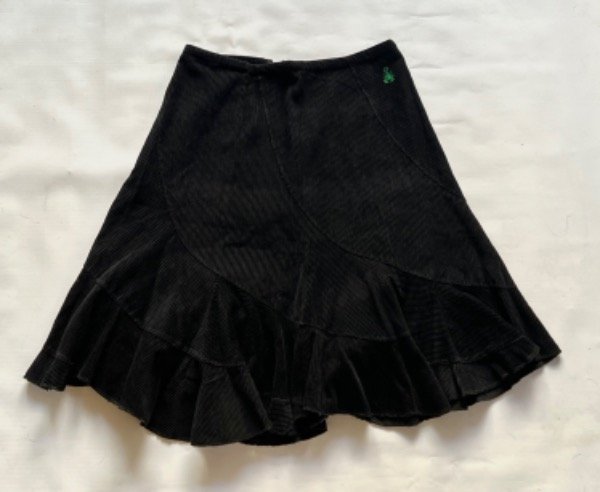 Falda corderoy volados t38