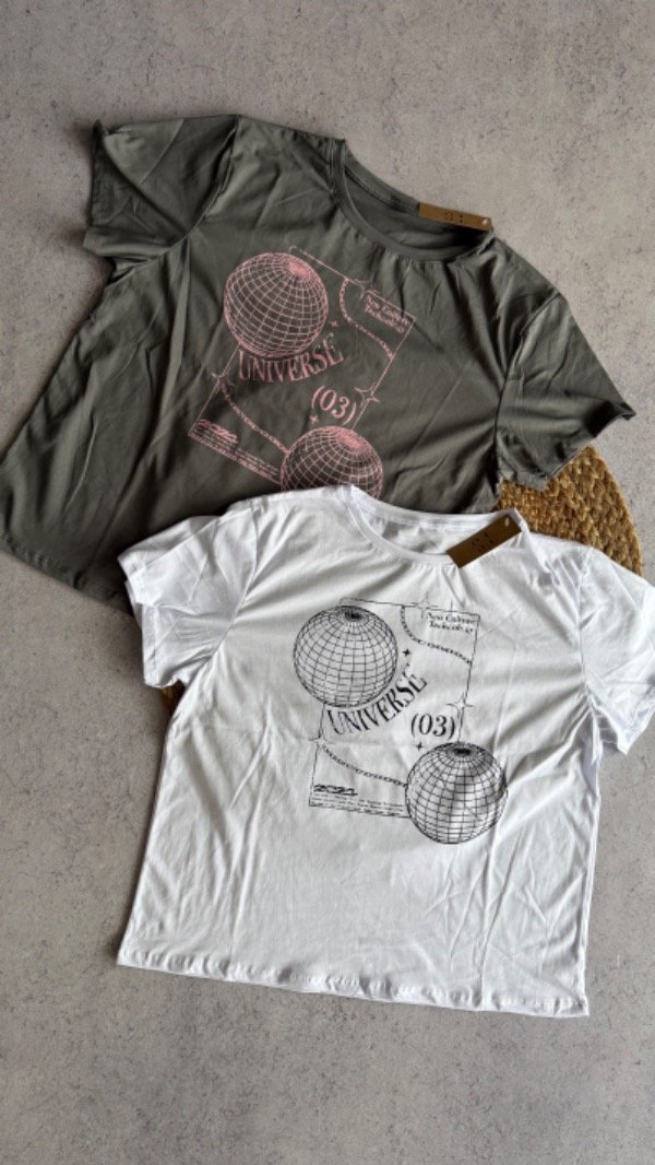 Producto - REMERA UNIVERSO