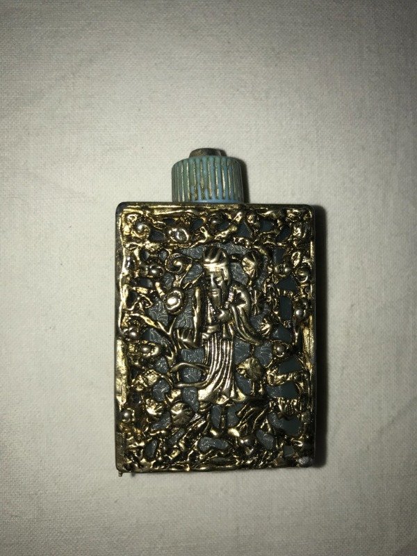 Producto - Rare vintage oriental perfum botle.