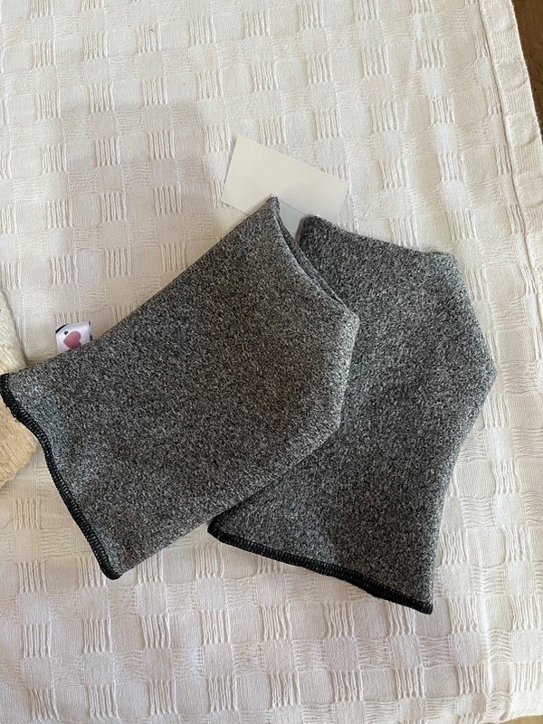 Producto - Cubre pleaser gris