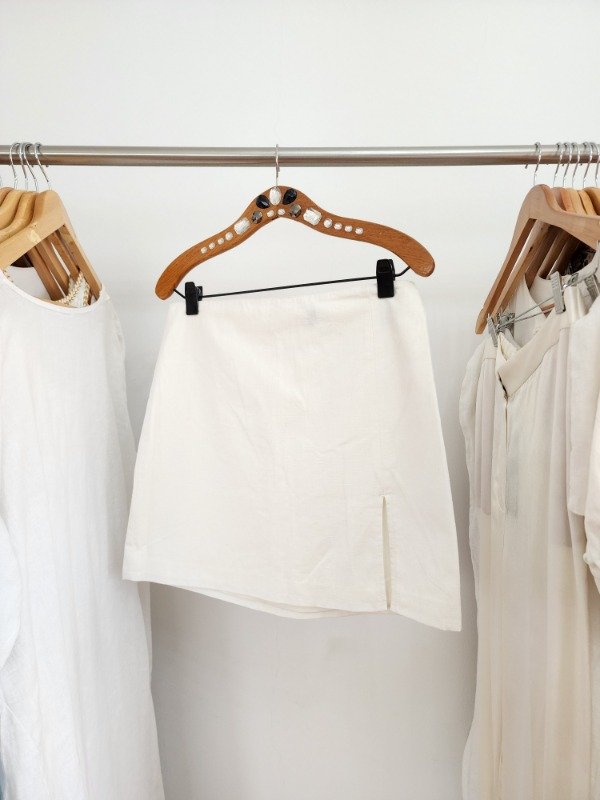 Producto - Mini de lino blanca HyM