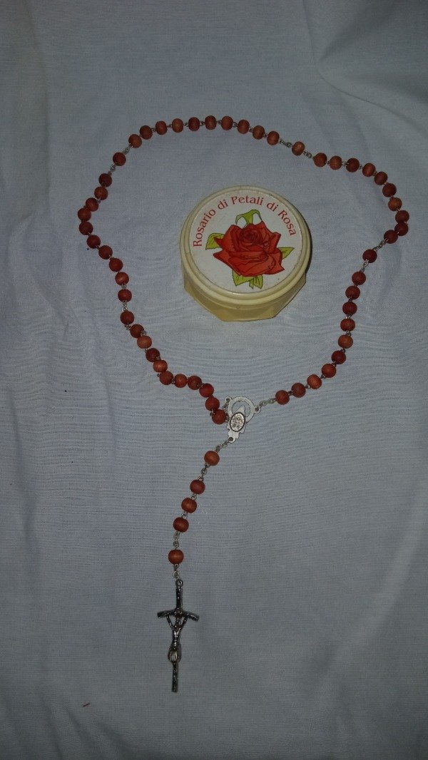 Producto - Vintage Pope Juan Pablo II Rose Petals Rosary with box. - 0