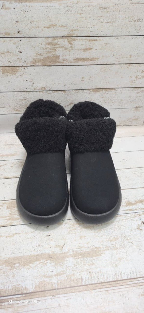 Producto - pantubota lisa con piel negro del 36 al 40 - 1