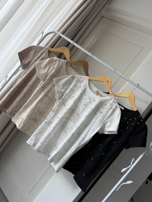 Producto - Remera strass