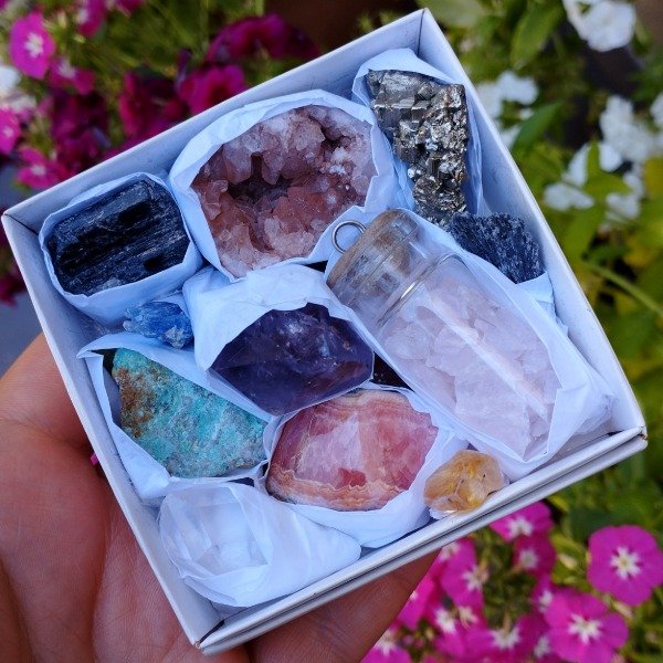 Producto - Box de cristales en bruto C