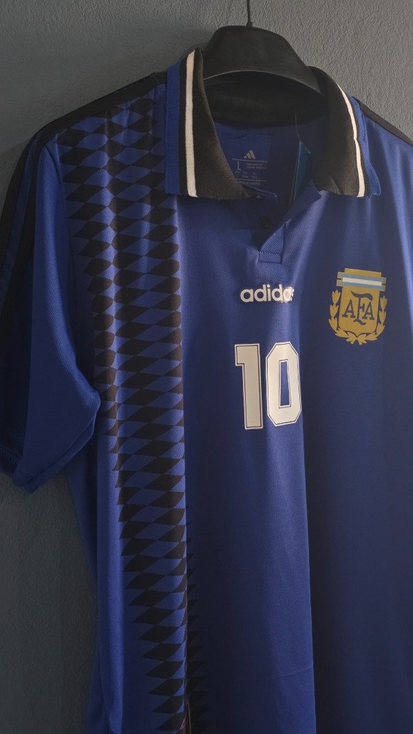 Producto - CAMISETA RETRO ARGENTINA SUPLENTE 1994 PREMIUM - 1