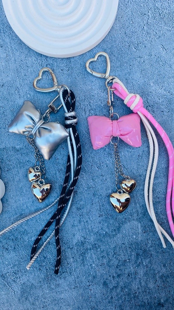Producto - LLAVERO CHARMS MOÑO