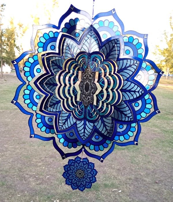 Producto - Giraviento mandala importado 30 cm azul