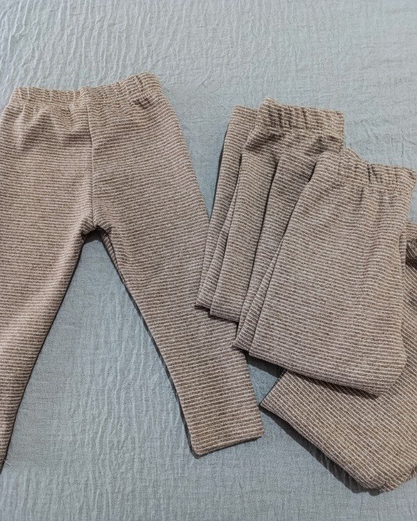 Producto - 18-24 MESES - Pantalón de darlon rayado