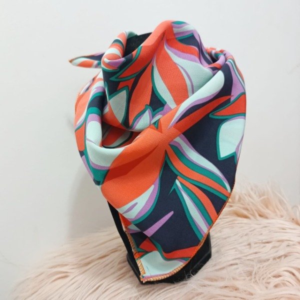 Producto - Pañuelo de seda 50x50cm
