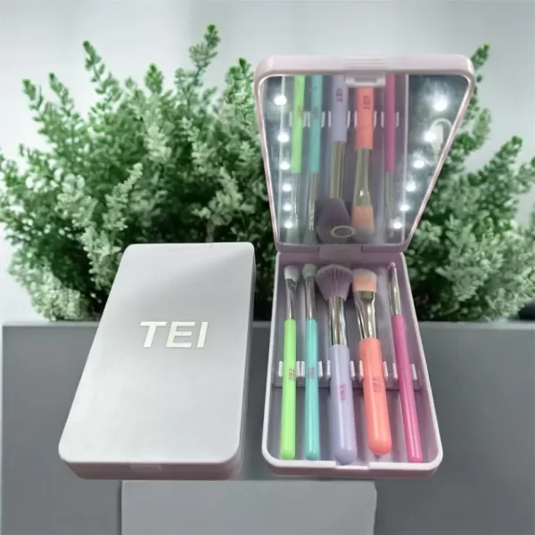 Producto - TEI SET: BROCHAS+ESPEJO CON LUZ