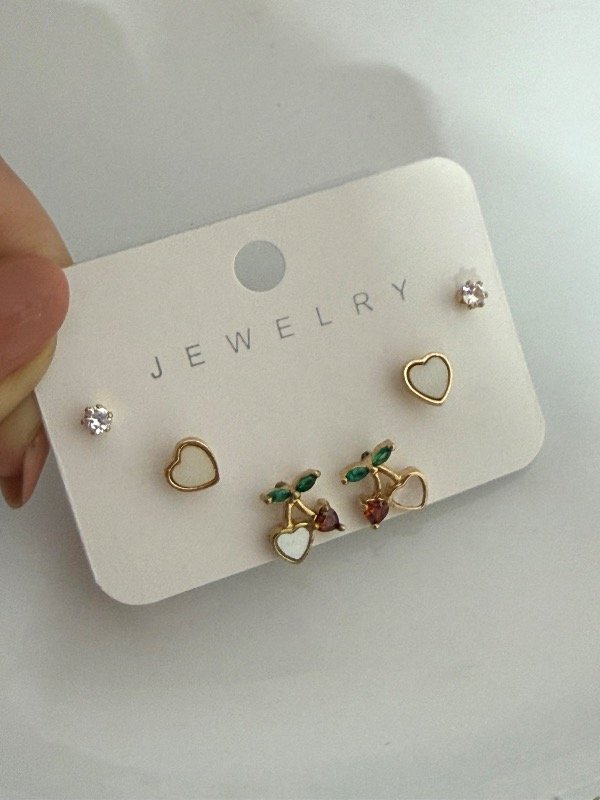 Producto - AD470 Trío de aros cherry corazón y cubik