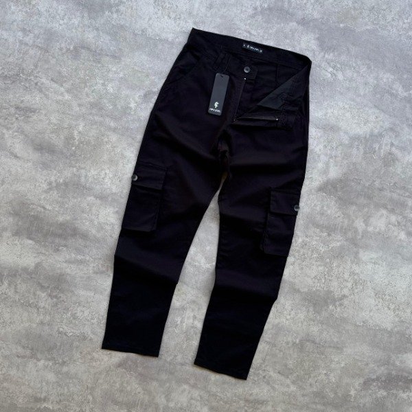 Producto - CARGO GABARDINA NEGRO