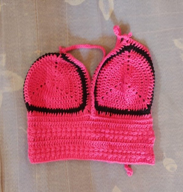 Producto - Top triangulo musculosa fucsia